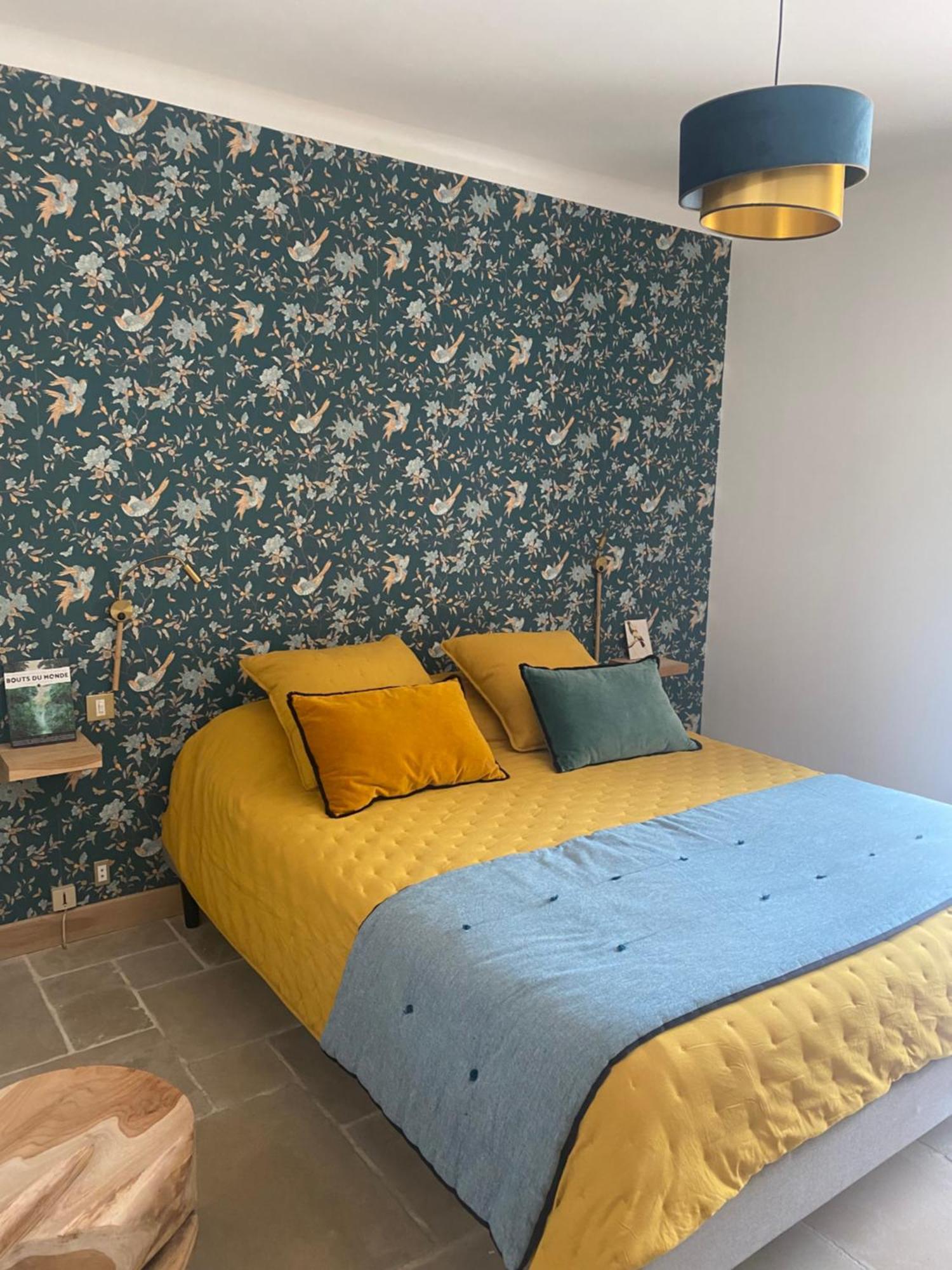 Maison Terre De Lune Mondragon Екстер'єр фото