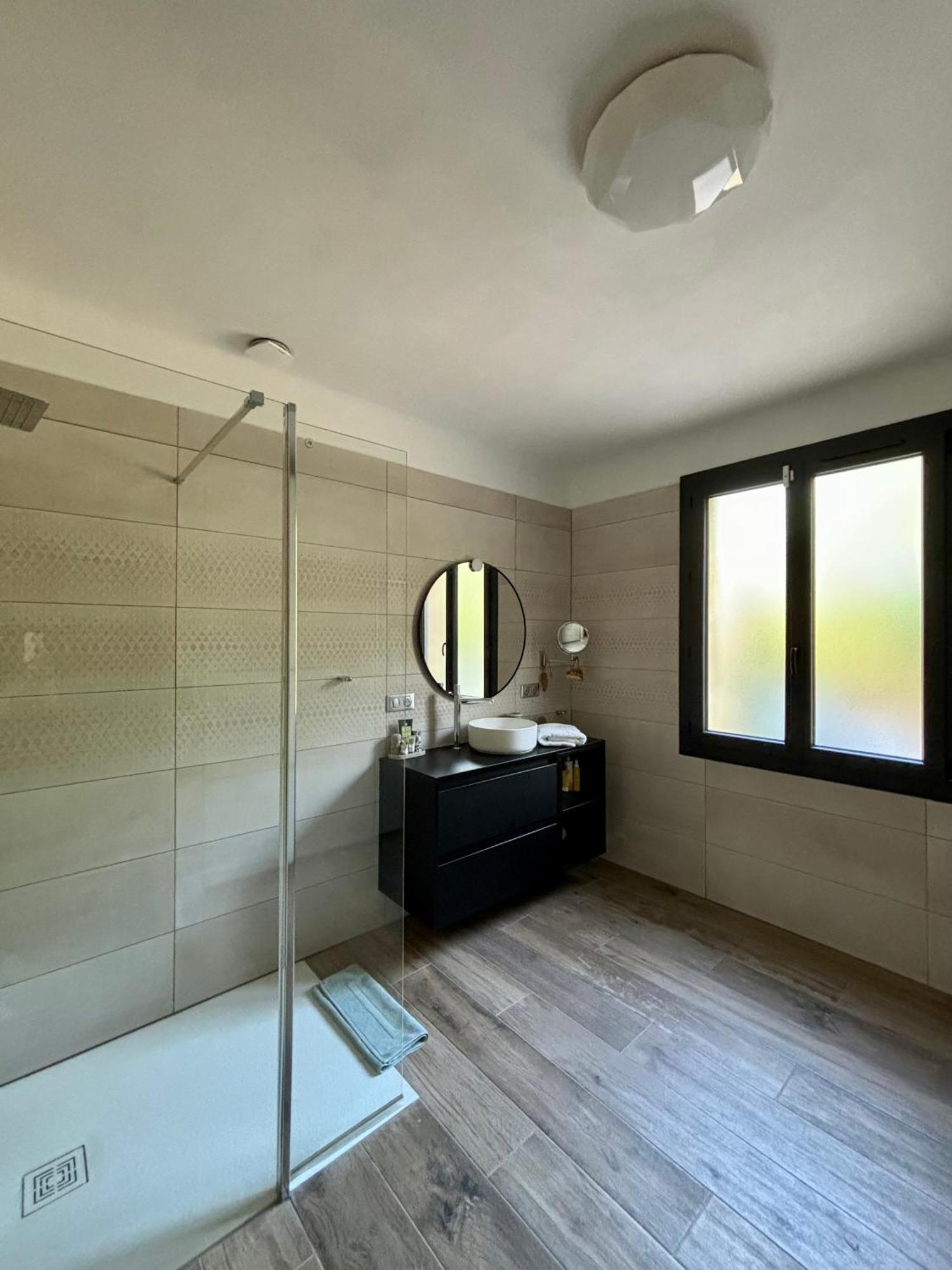Maison Terre De Lune Mondragon Екстер'єр фото