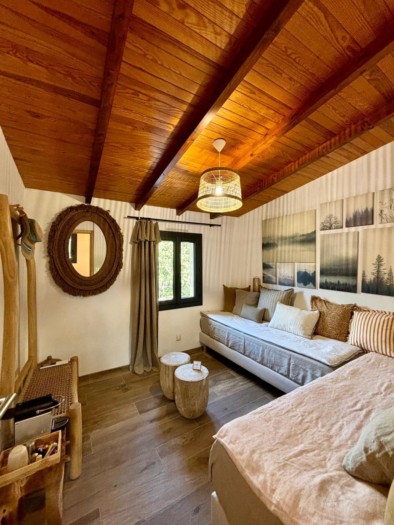 Maison Terre De Lune Mondragon Екстер'єр фото